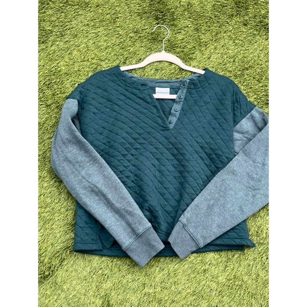 Columbia Women's Diamond Quilted‎ Henley Pullover - Green/Gray - Medium